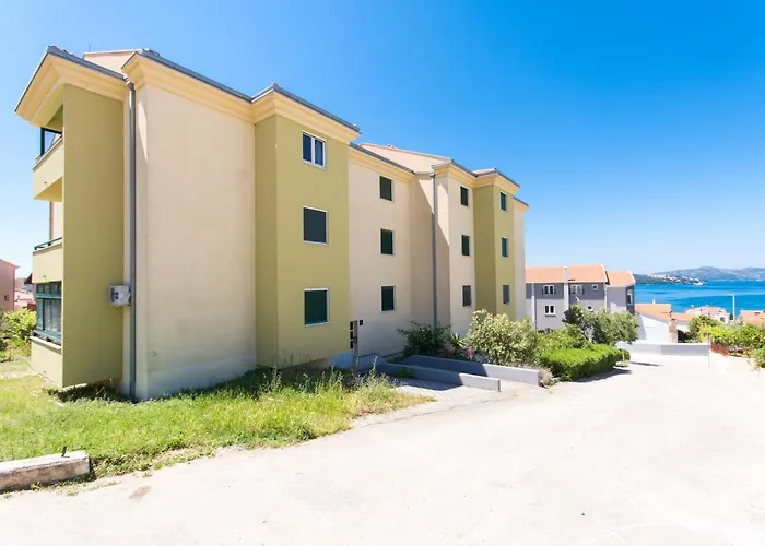 Apartments Katic