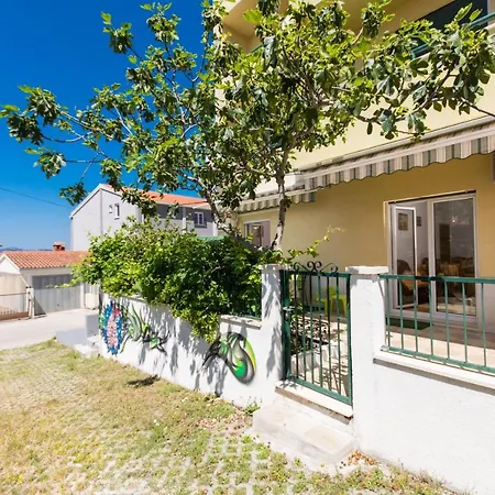 Apartments Katic Trogir Exterior photo