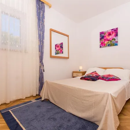 Apartments Katic Trogir Exterior photo