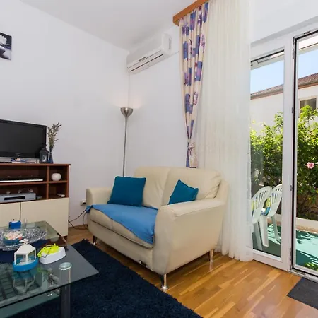 Apartments Katic Trogir Exterior photo