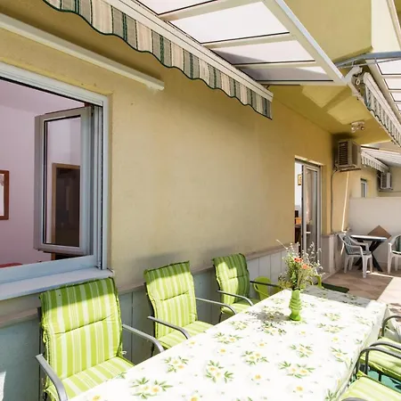 Apartments Katic Trogir Exterior photo