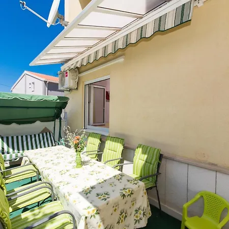 Apartments Katic Trogir Exterior photo